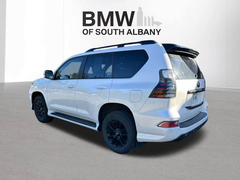 Used 2023 Lexus GX 460 w/ Black Line Special Edition AWD/4WD image 3