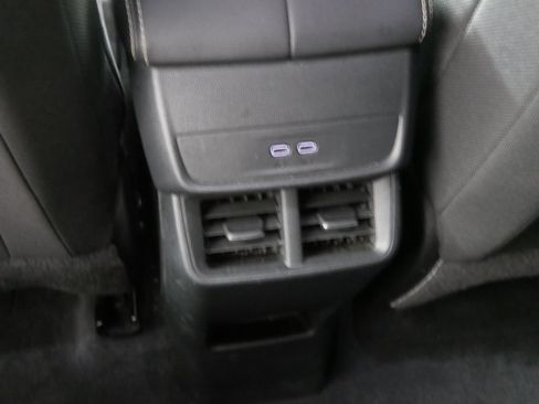 Used 2025 GMC Terrain Elevation AWD/4WD image 17