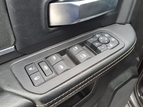 Used 2025 RAM 2500 Big Horn AWD/4WD image 25