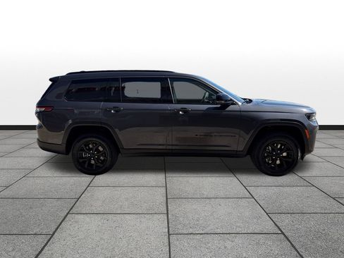 New 2026 Jeep Grand Cherokee L 4WD image 6
