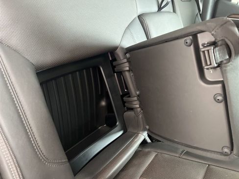 Used 2024 Chevrolet Silverado 1500 High Country w/ Midnight Edition image 39