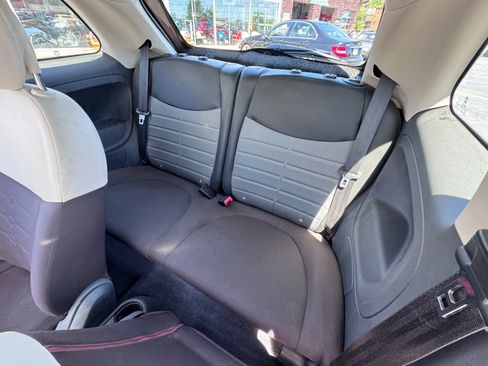 Used 2015 FIAT 500 Pop FWD image 4