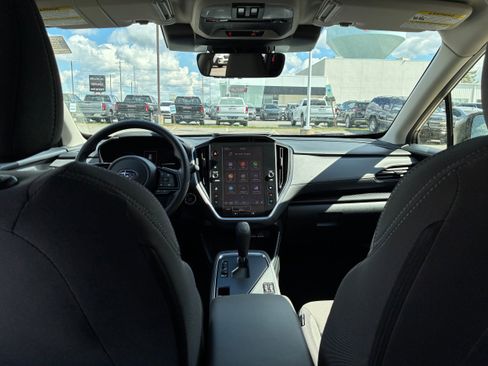 Certified 2025 Subaru Crosstrek 2.0i Premium image 10