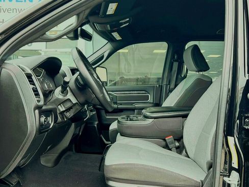 Used 2024 RAM 2500 Big Horn w/ Bed Utility Group image 14