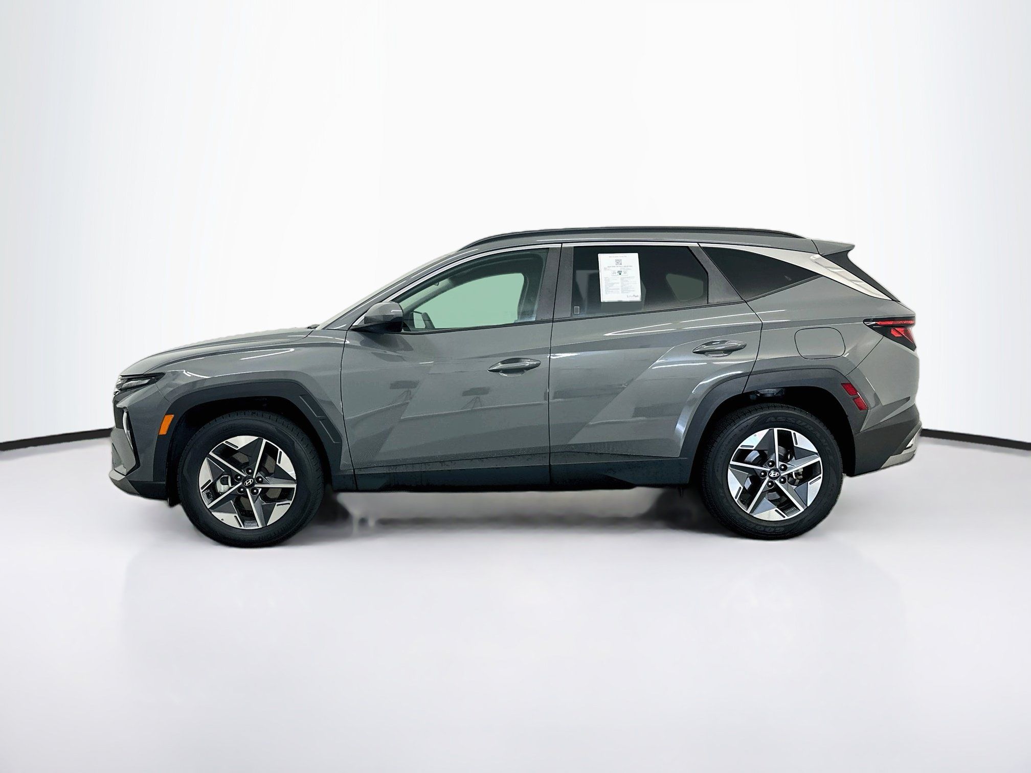 Used 2025 Hyundai Tucson SEL AWD/4WD image 4