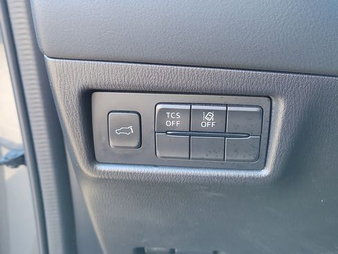 Used 2018 MAZDA CX-5 Touring w/ Preferred Equipment Package image 23