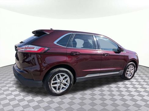 Used 2024 Ford Edge SEL image 3