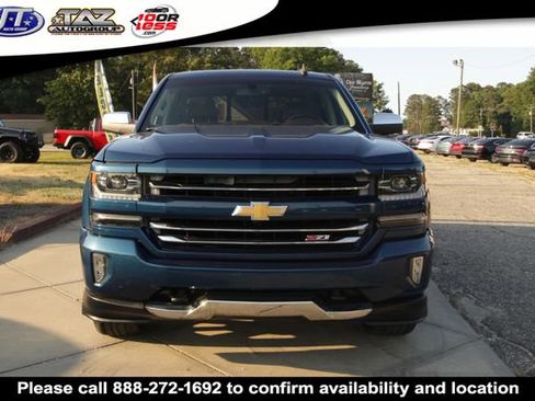 Used 2017 Chevrolet Silverado 1500 LTZ Z71 AWD/4WD image 2