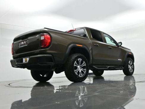 Used 2024 GMC Canyon AT4 w/ Canyon Safety Plus Package AWD/4WD image 22