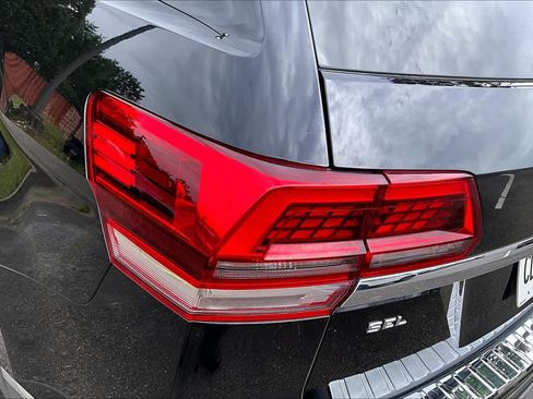 Used 2019 Volkswagen Atlas SEL FWD image 28
