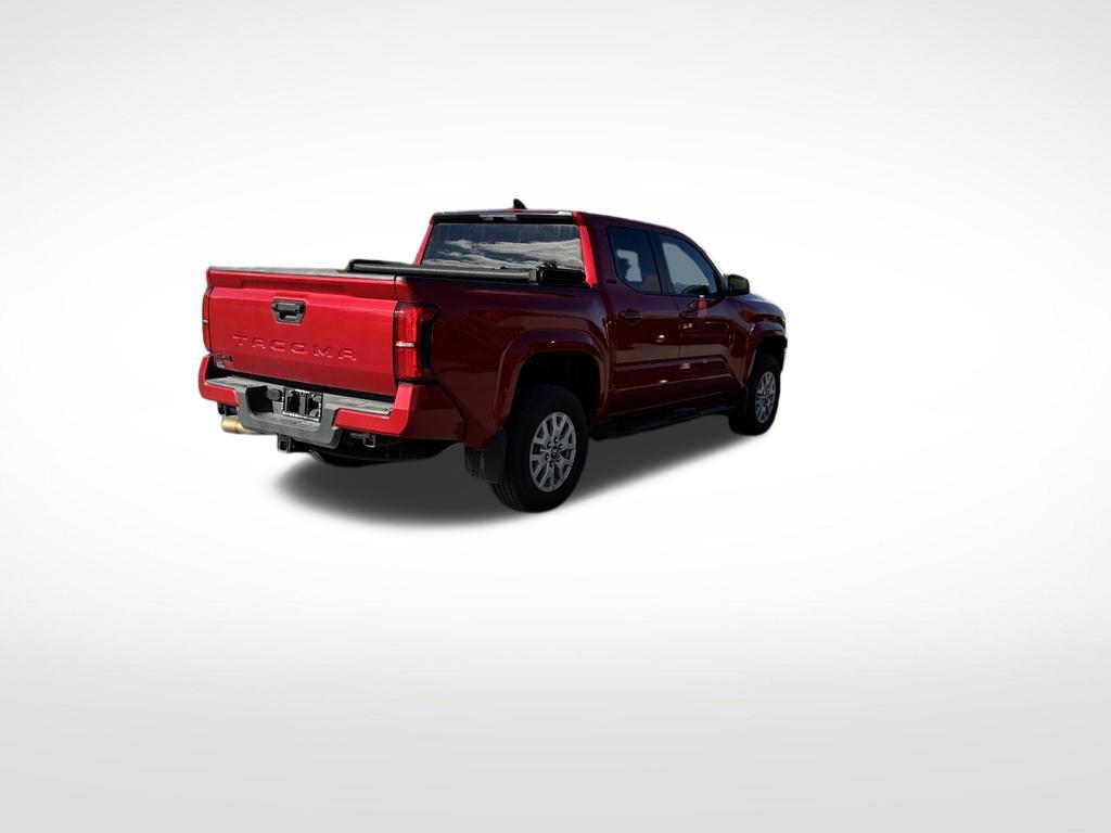Used 2025 Toyota Tacoma SR5 AWD/4WD image 5