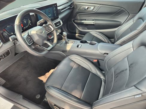 Used 2026 Ford Mustang GT Premium RWD image 6