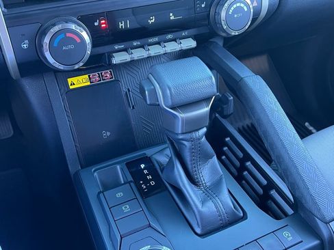 Certified 2025 Toyota Tacoma SR5 image 26