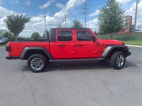 Used 2020 Jeep Gladiator Sport w/ Quick Order Package 23S AWD/4WD image 11