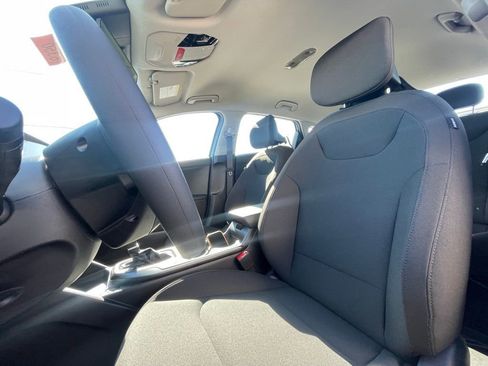 New 2026 Kia K4 FWD image 19