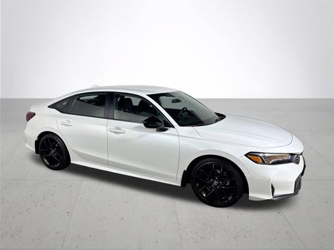 Used 2025 Honda Civic Sport image 4