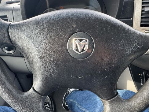 Used 2007 Dodge Sprinter 2500 w/ Cooling Group image 33