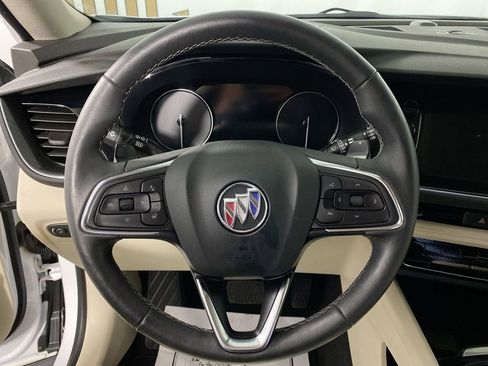 Used 2021 Buick Envision Essence FWD image 14