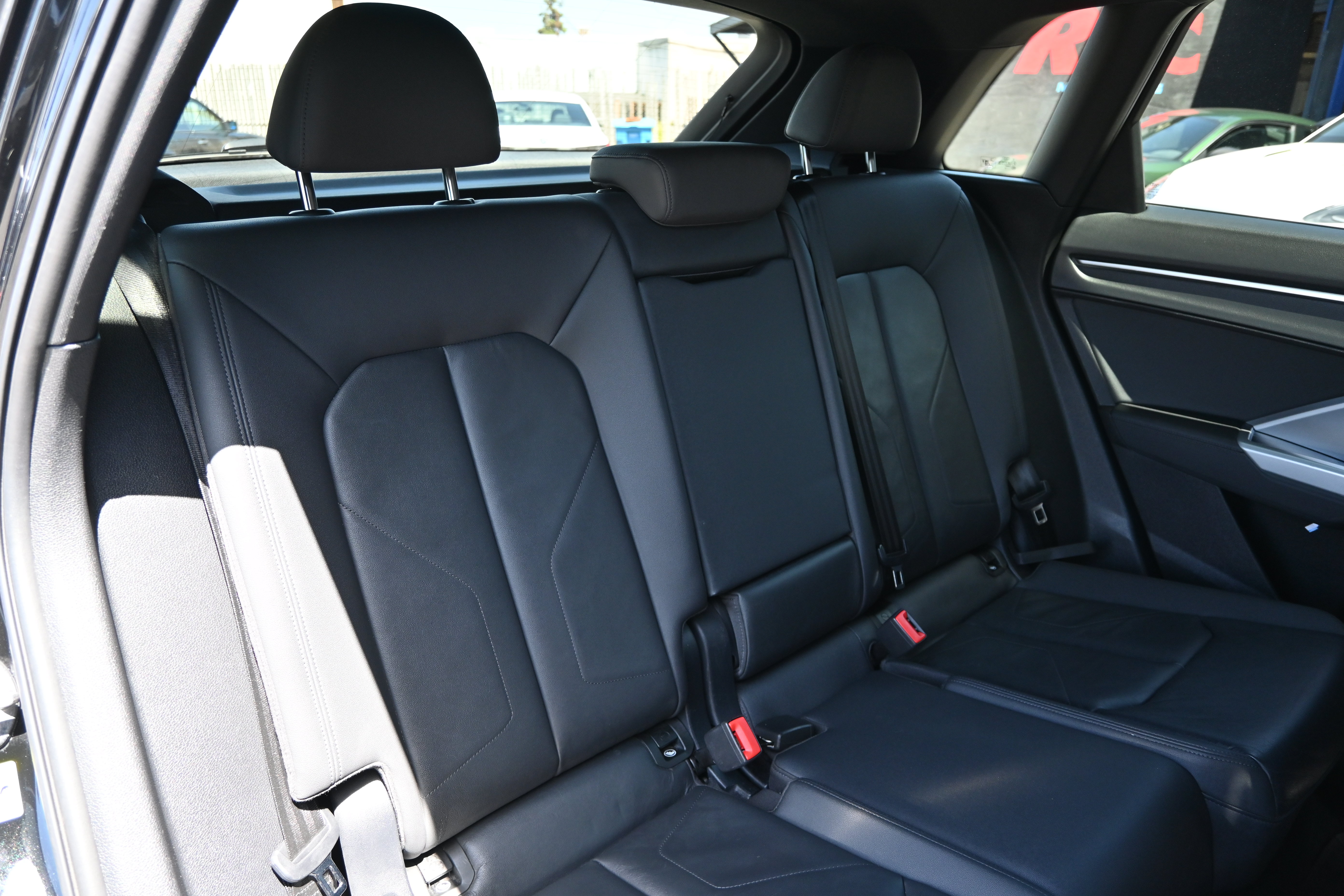 Used 2020 Audi Q3 2.0T Premium Plus w/ Premium Plus Package AWD/4WD image 48