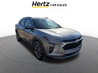 Used 2025 Chevrolet Trax LT