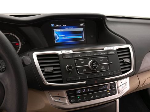 Used 2015 Honda Accord LX image 21