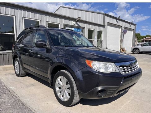 Used 2012 Subaru Forester 2.5X Premium AWD/4WD image 1