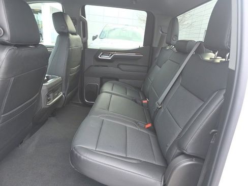 New 2026 Chevrolet Silverado 1500 RST w/ Z71 Off-Road Package image 18