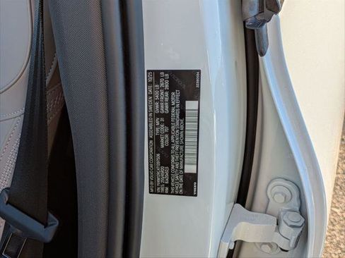 New 2026 Volvo XC60 B5 Plus w/ Climate Package PRO image 15