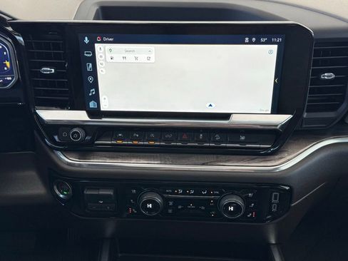 Used 2025 Chevrolet Silverado 1500 LTZ w/ LTZ Premium Package image 30