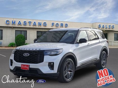 New 2026 Ford Explorer ST-Line w/ ST-Line Street Pack RWD image 1