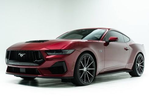 Used 2025 Ford Mustang GT Premium RWD image 8