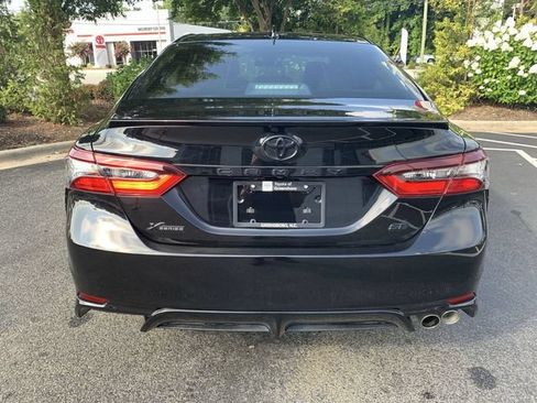 Used 2024 Toyota Camry SE FWD image 7