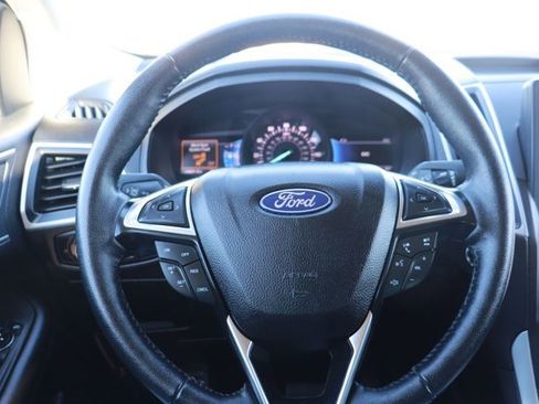 Used 2023 Ford Edge SEL image 19