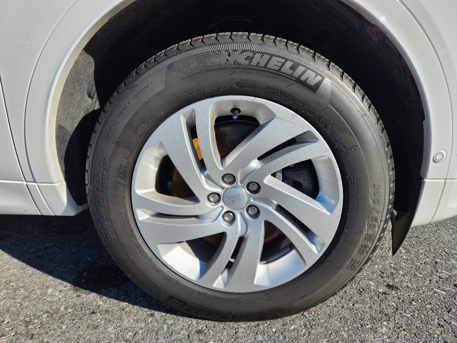Certified 2024 Land Rover Discovery Sport S AWD/4WD image 7