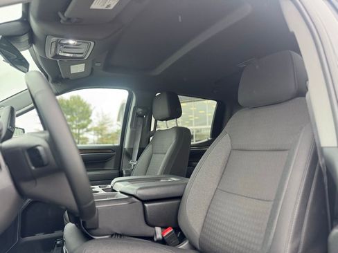 Used 2024 GMC Sierra 1500 Elevation image 16