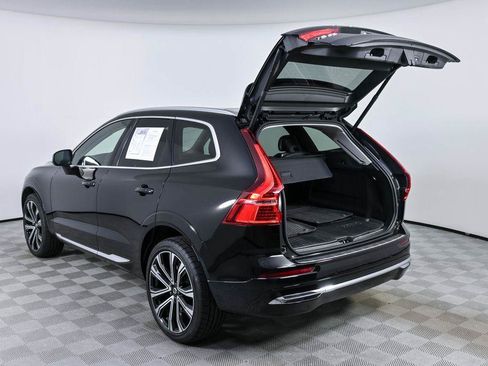 Certified 2023 Volvo XC60 B5 Ultimate w/ Climate Package FWD image 34