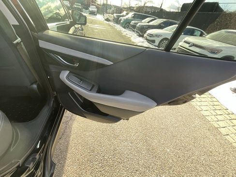 Used 2021 Subaru Outback Premium image 30