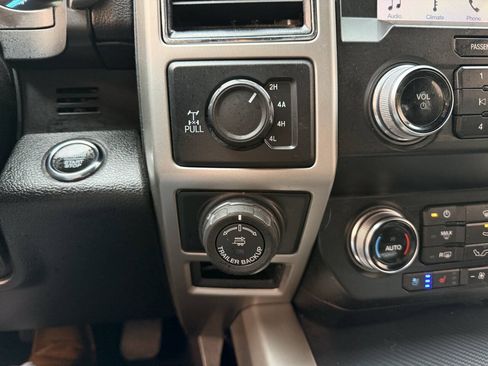 Used 2019 Ford F150 Lariat w/ Equipment Group 502A Luxury AWD/4WD image 22