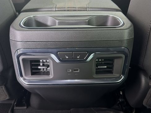 New 2026 Chevrolet Silverado 1500 High Country w/ Midnight Edition AWD/4WD image 22
