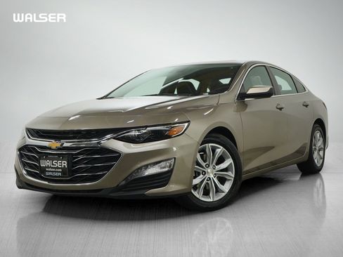 Used 2024 Chevrolet Malibu LT image 1