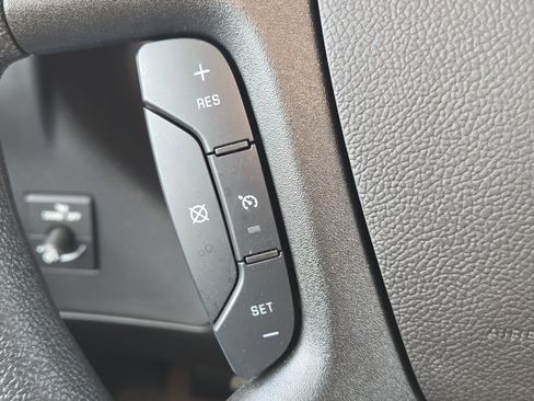 New 2026 Chevrolet Express 4500 4500 Series w/ Power Convenience Package image 22