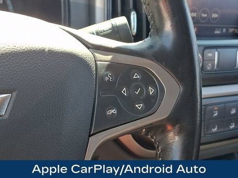 Used 2022 Chevrolet Colorado Z71 AWD/4WD image 8