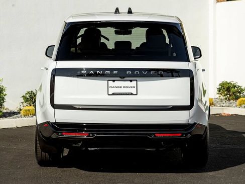 New 2026 Land Rover Range Rover Long Wheelbase SE AWD/4WD image 8