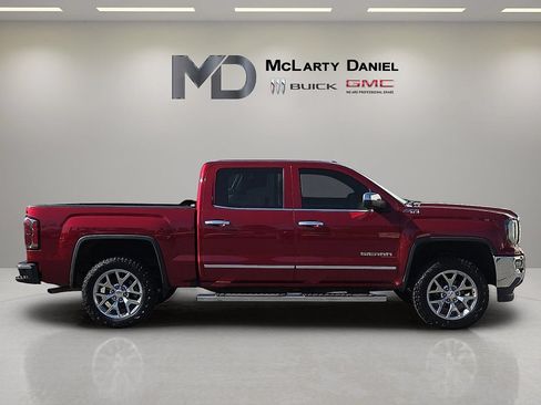 Used 2018 GMC Sierra 1500 SLT w/ SLT Premium Package AWD/4WD image 15