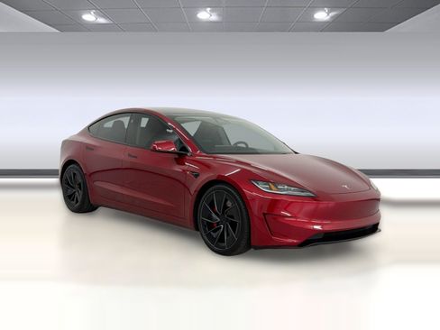Used 2024 Tesla Model 3 Performance AWD/4WD image 7