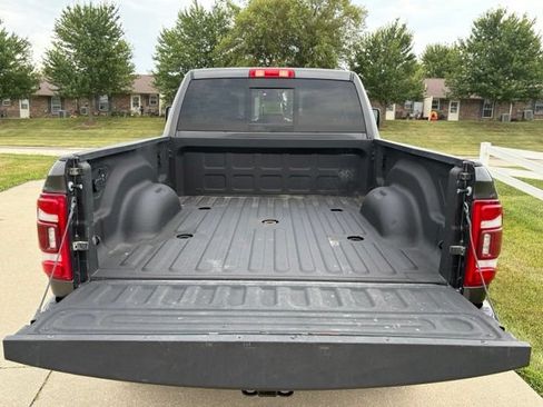 Used 2024 RAM 2500 Laramie AWD/4WD image 6