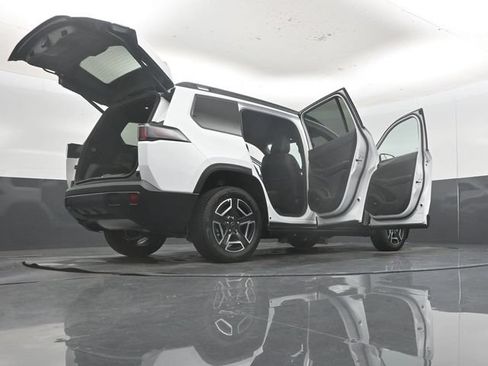 New 2026 Jeep Cherokee Limited AWD/4WD image 64