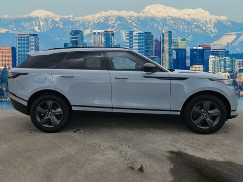 Used 2025 Land Rover Range Rover Velar Dynamic SE image 8