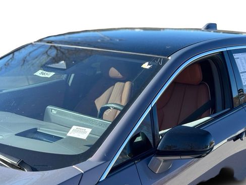 New 2026 Cadillac Optiq Luxury 2 image 11