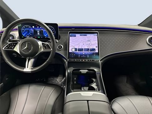 Certified 2023 Mercedes-Benz EQE 350+ 4MATIC Sedan w/ Exclusive Trim Package image 11